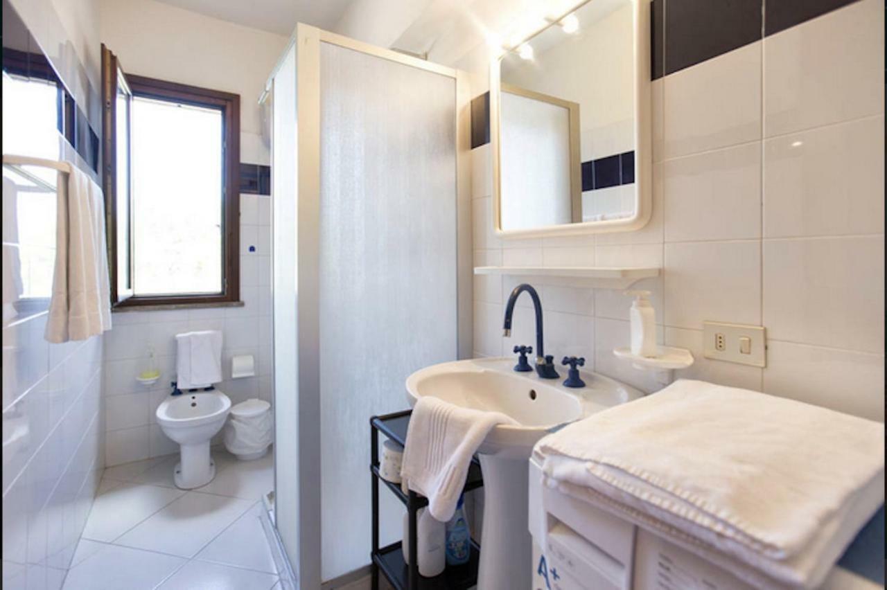Glicine 7 Villa Стинтино Екстериор снимка